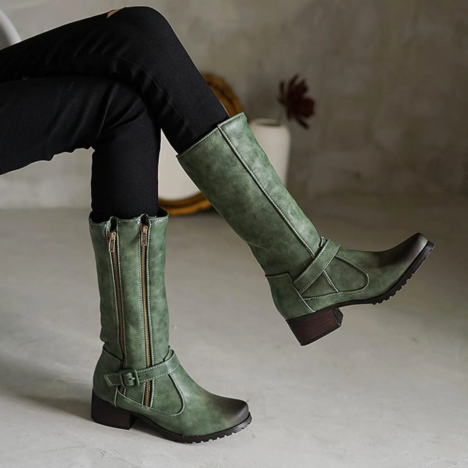 Hiking Boots Women Vintage Lug Sole Mid-Calf Boots Round Toe Chunky Heel Boots Zipper Fall Ankle Booties
