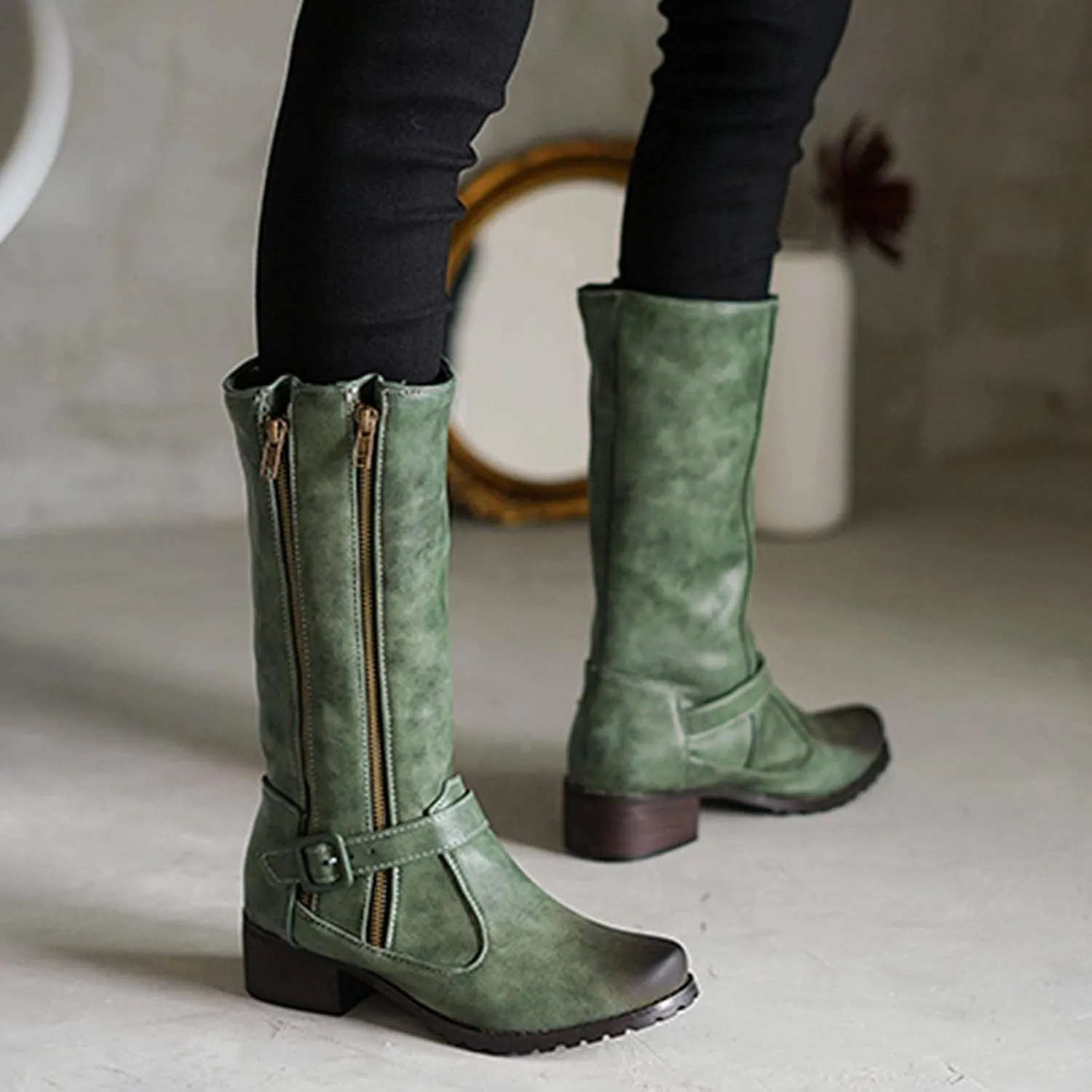 Hiking Boots Women Vintage Lug Sole Mid-Calf Boots Round Toe Chunky Heel Boots Zipper Fall Ankle Booties