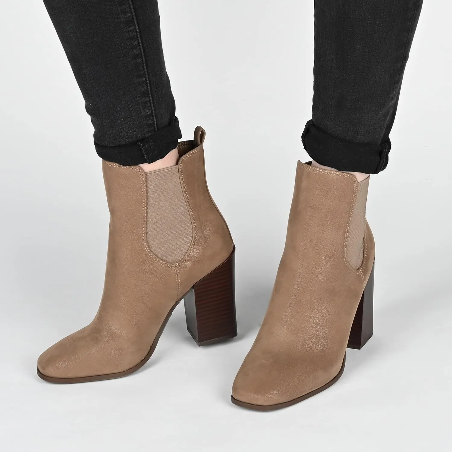 Journee Collection Women's Chelsea Boots
