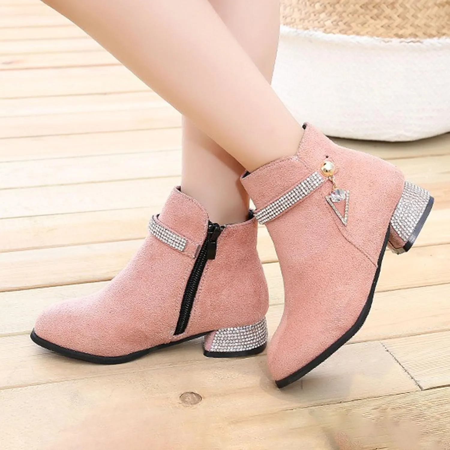 Kids Winter Boots Girls Dress Boots Short Shoes Girls Ankle Boots Low Heel Side Zipper Fall Winter Booties Outdoor Shoes