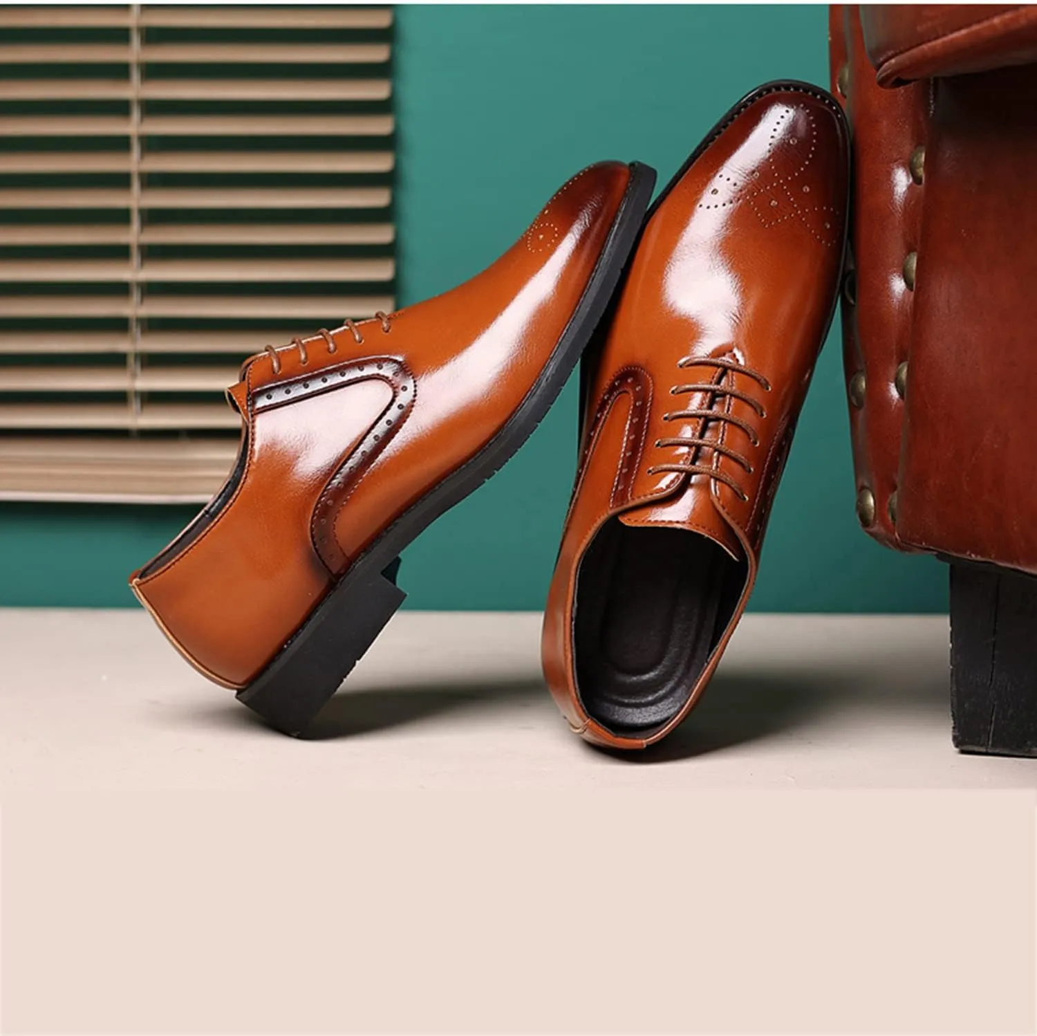 Men's Brogues Classic Dress Shoes Wingtip Business Shoes Modern Formal Derbys Lace-ups Office Wedding Oxford Shoes