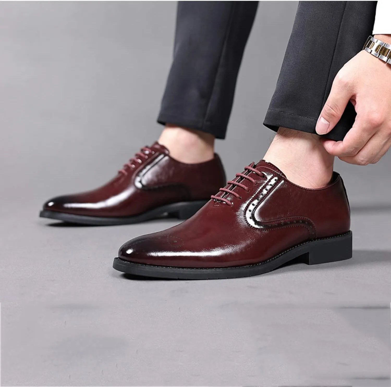 Men's Brogues Classic Dress Shoes Wingtip Business Shoes Modern Formal Derbys Lace-ups Office Wedding Oxford Shoes