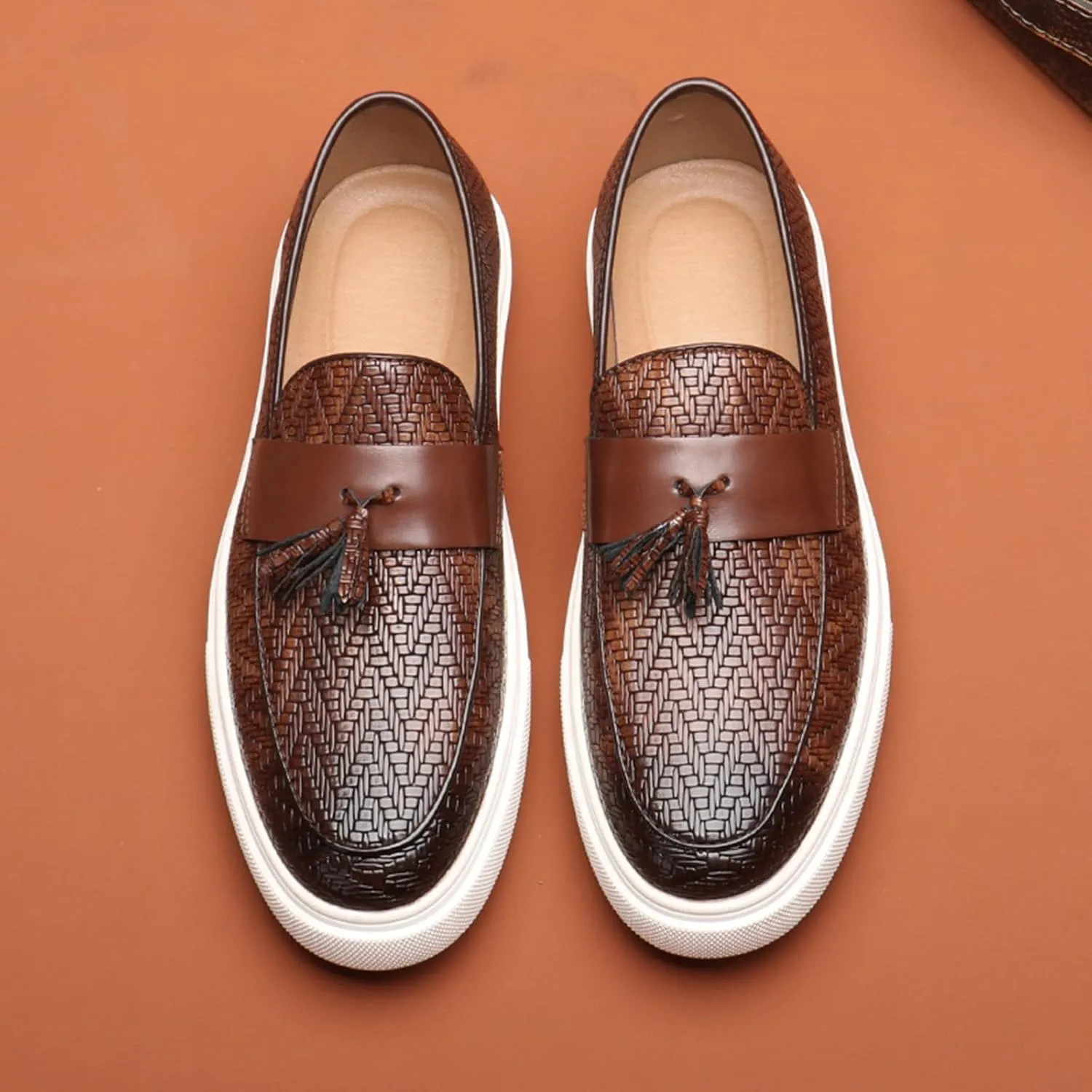 Men's Fashion Leather Round Toe Tassel Loafers Outdoor Casual Shoes Comfortable Round Toe Walking Shoes Business Dress Shoes for Party Dating Prom