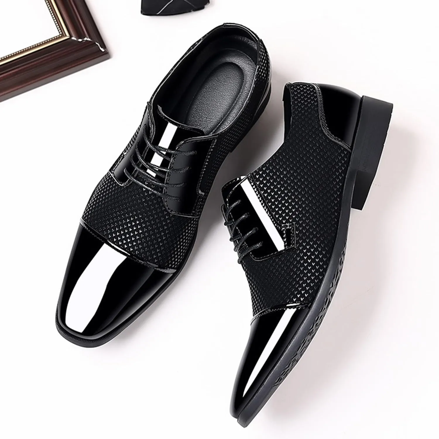 Men's Formal Shoes Casual Lace-ups Breathable Patent Leather Brogues Business Wedding Comfortable Dress Shoes