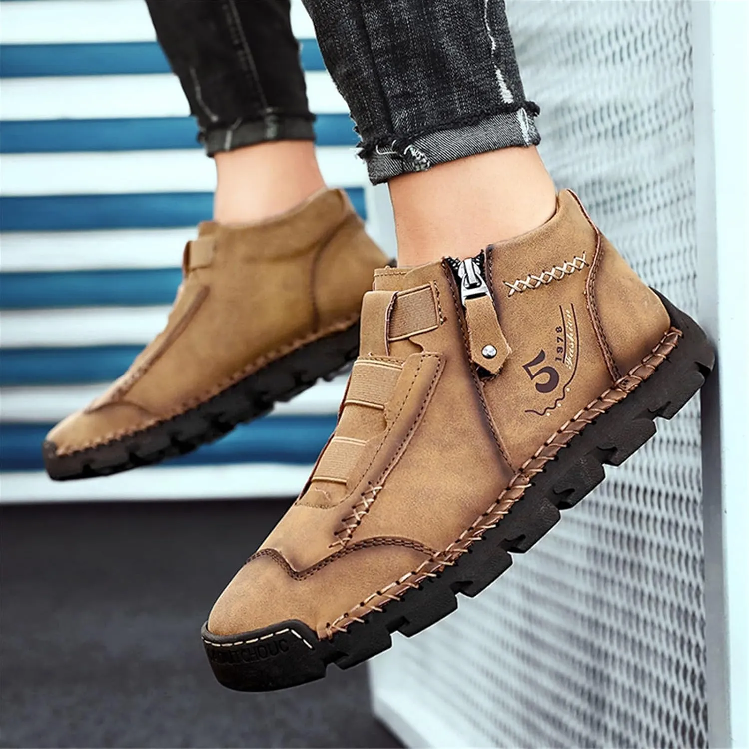 Mens Retro Leather Slip-On Chukka Ankle Boots with Side Zipper Casual Non-Slip Round Toe Walking Loafers High Top Flat Hiking Driving Boots