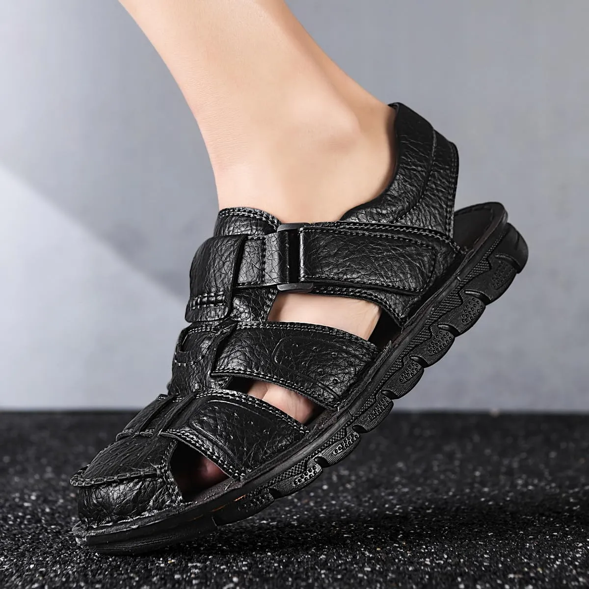Men's Summer Handmade Leather Sandal Sport Sandals Closed Toe Outdoor Beach Shoes