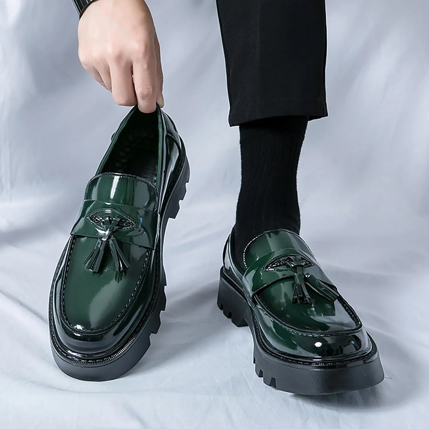 Men's Tassel Lug Sole Slip-on Platform Loafers,Fashion Patent Leather Round Toe Low Top Non-Slip Business Dress Shoes for Party Dating Prom