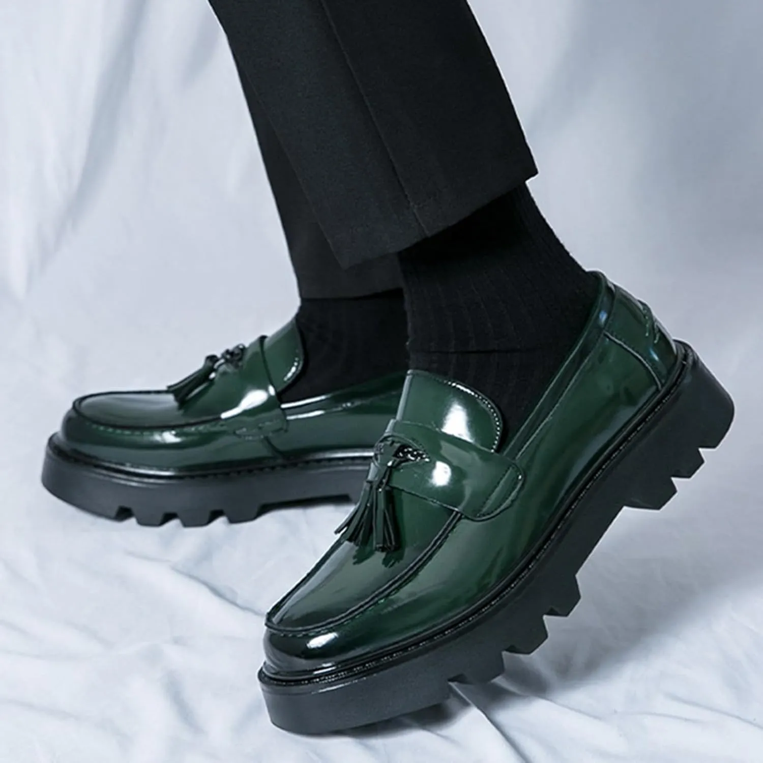 Men's Tassel Lug Sole Slip-on Platform Loafers,Fashion Patent Leather Round Toe Low Top Non-Slip Business Dress Shoes for Party Dating Prom