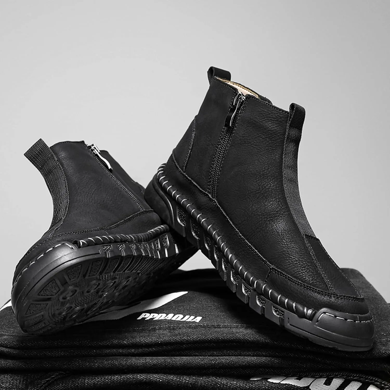 Men's Waterproof Leather Chukka Boots for Hiking Camping & Driving Fashion Warm Fur Lined Hand Stitched Round Toe Side Zipper Ankle Boots Comfort Casual Outdoor Walking Sneakers