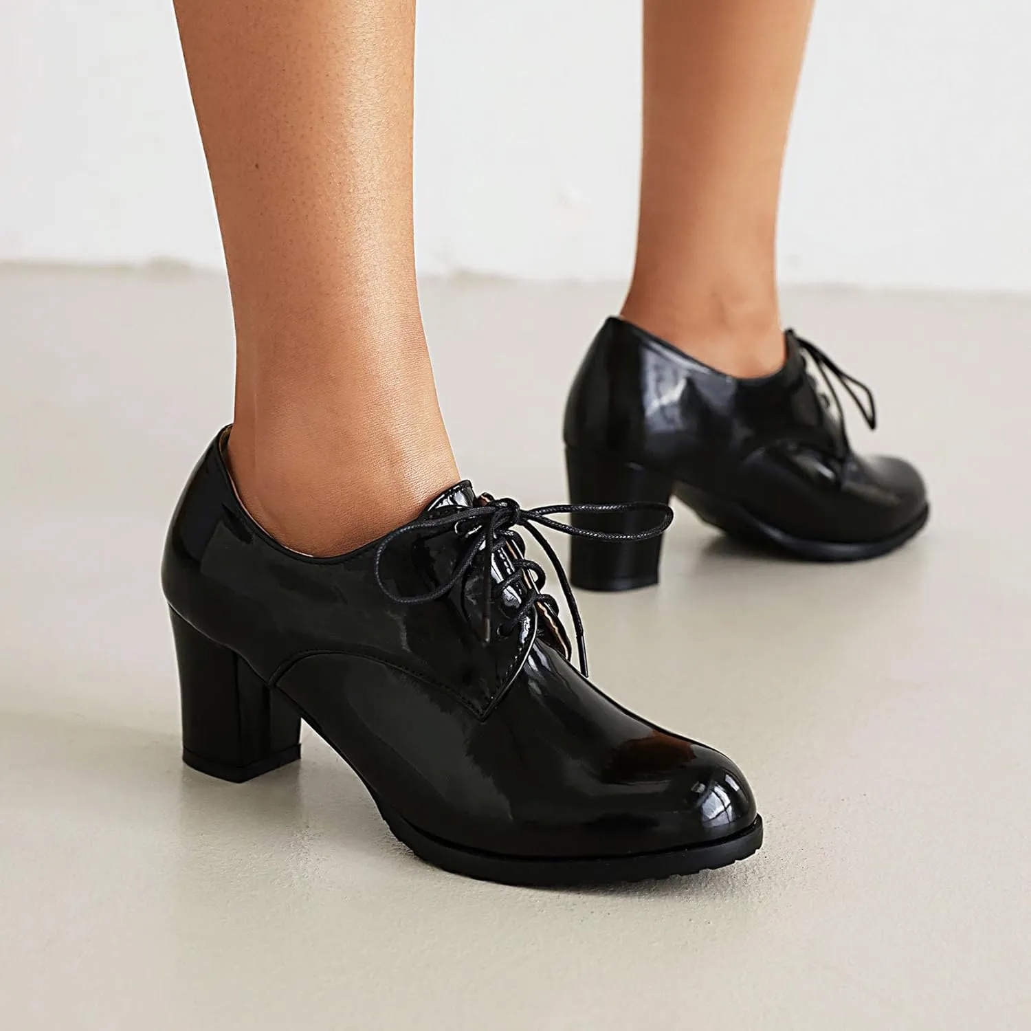 SHEMEE Patent Leather Oxfords for Women Chunky Block Heels Brogues Round Toe Lace Up Pumps Work Office Dress Shoes
