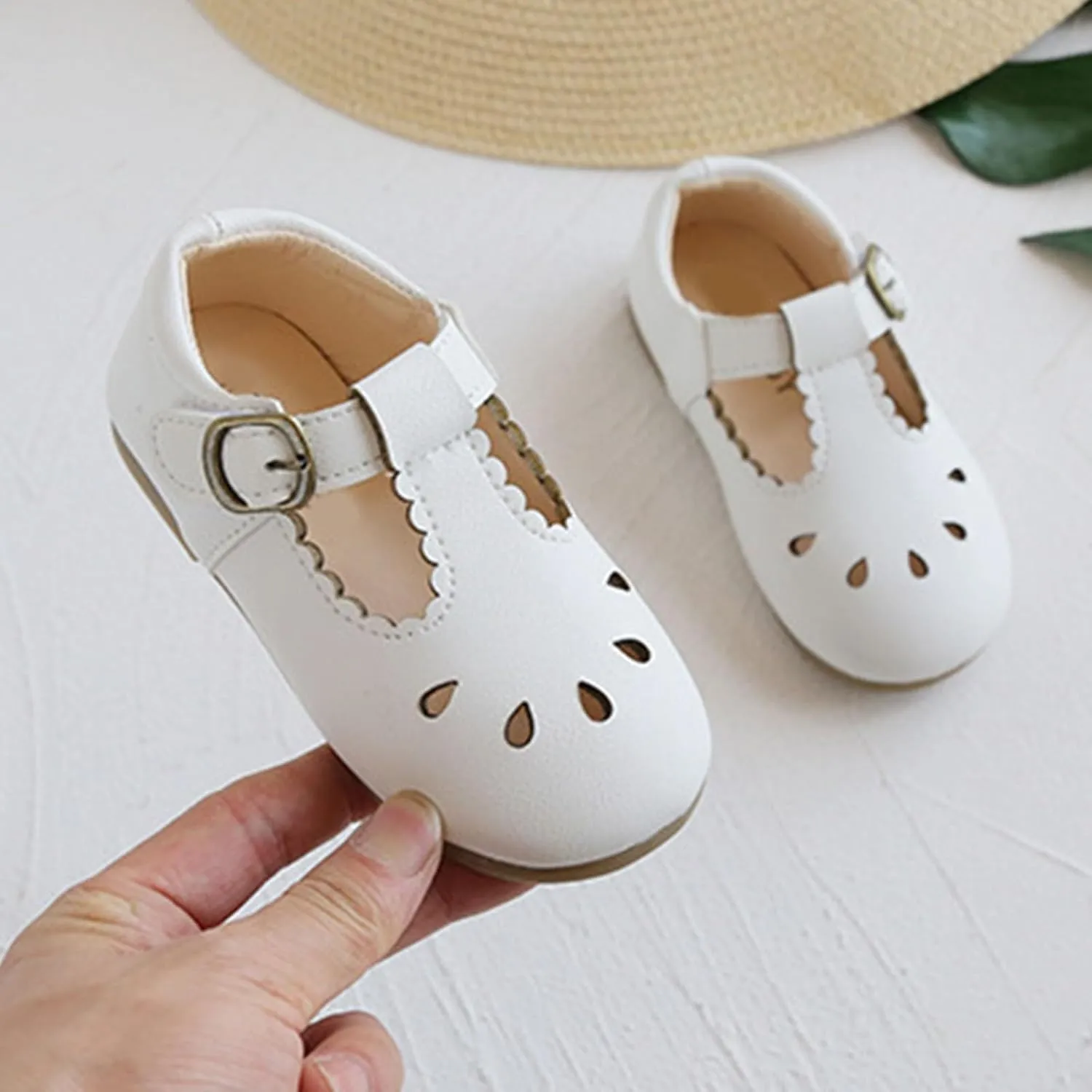 Toddler Girl T Strap Mary Jane Dress Shoes, Little Girl Closed Toe Hollow Buckle School 𝗨niform Walking Shoes