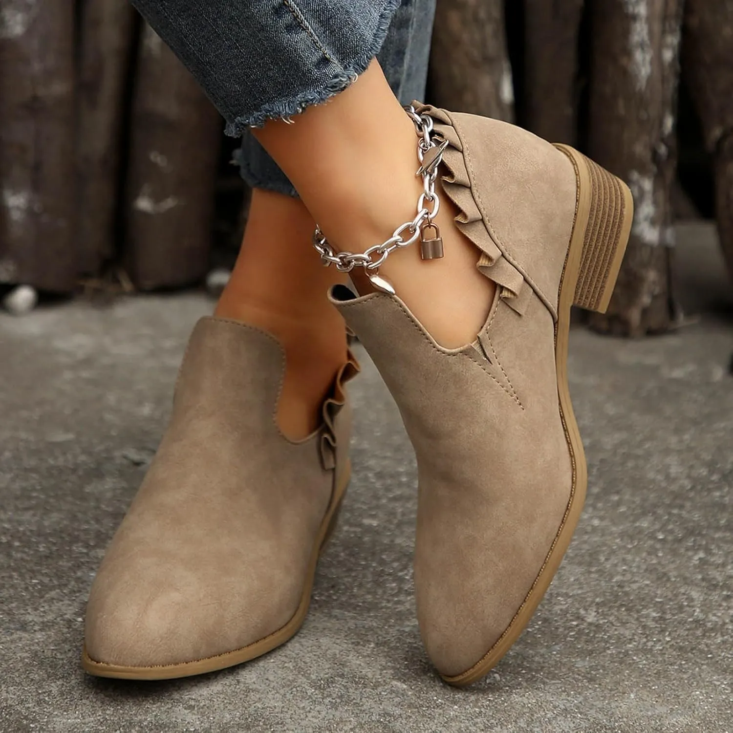 White Cowgirl Boots Woman Side Zipper Ankle Boots Suede Pointy Toe Block Chunky Short Heels Girls Ladies Fall Winter