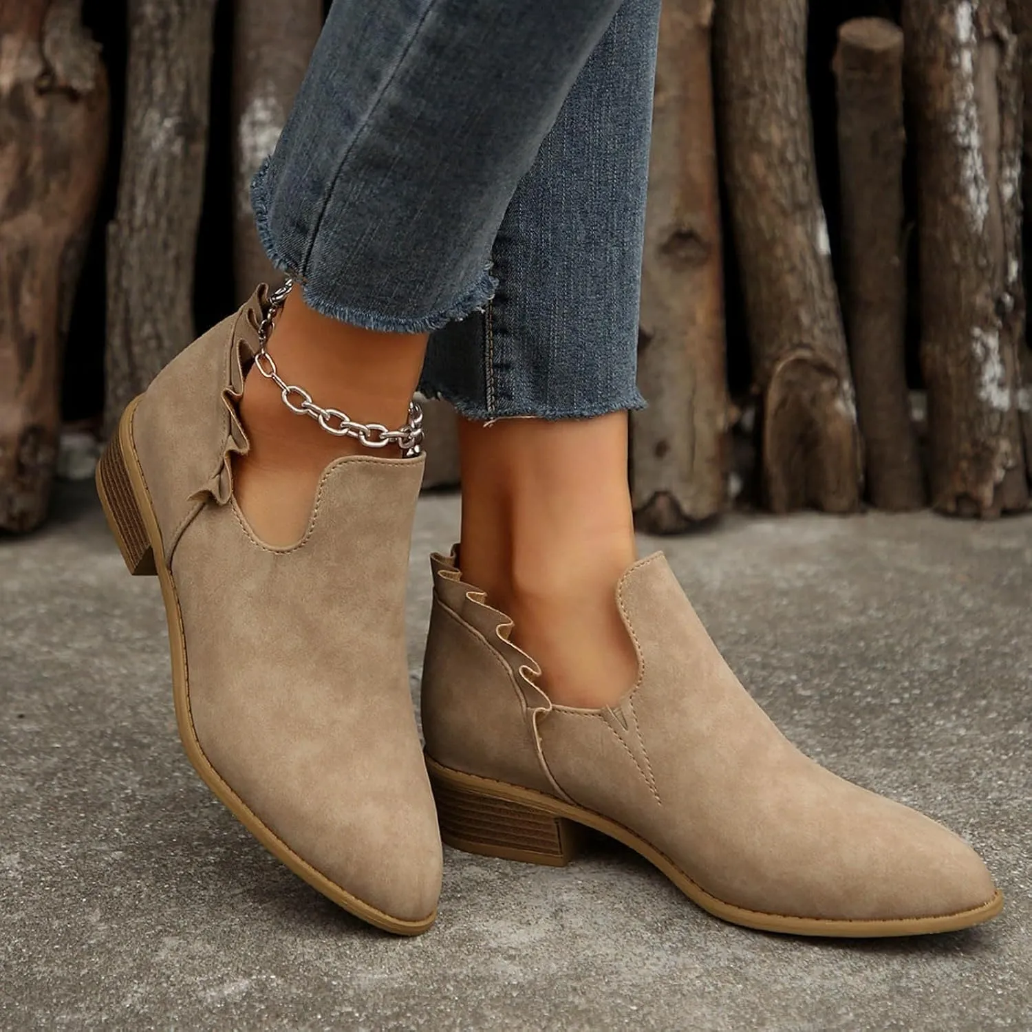 White Cowgirl Boots Woman Side Zipper Ankle Boots Suede Pointy Toe Block Chunky Short Heels Girls Ladies Fall Winter