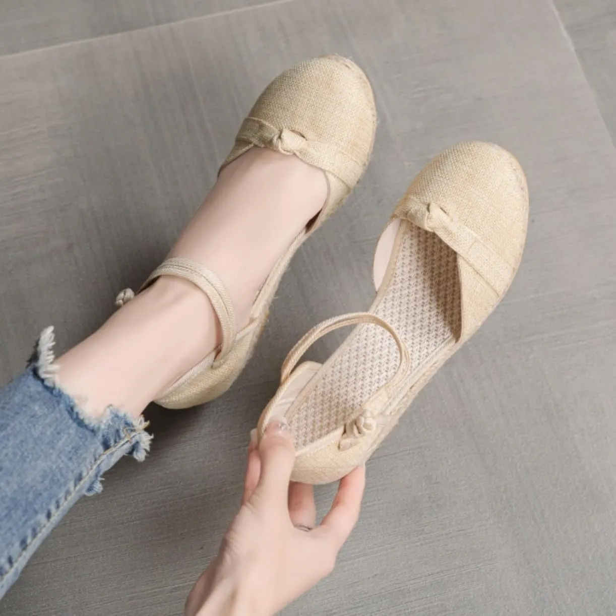 Women's Espadrilles Wedge Sandals Platform Closed Toe Ankle Strap Lace Up Summer Shoes Espadrille Heels Wedges for Women Bohemian Canvas
